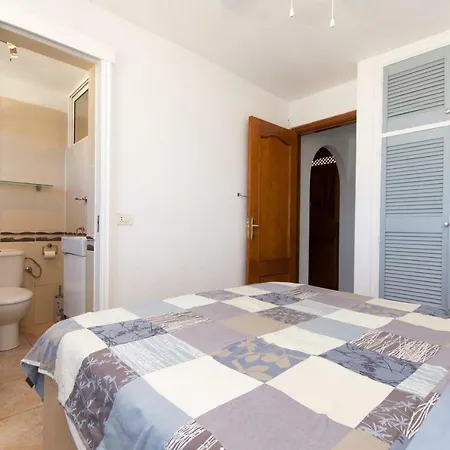 Ray Apartment *